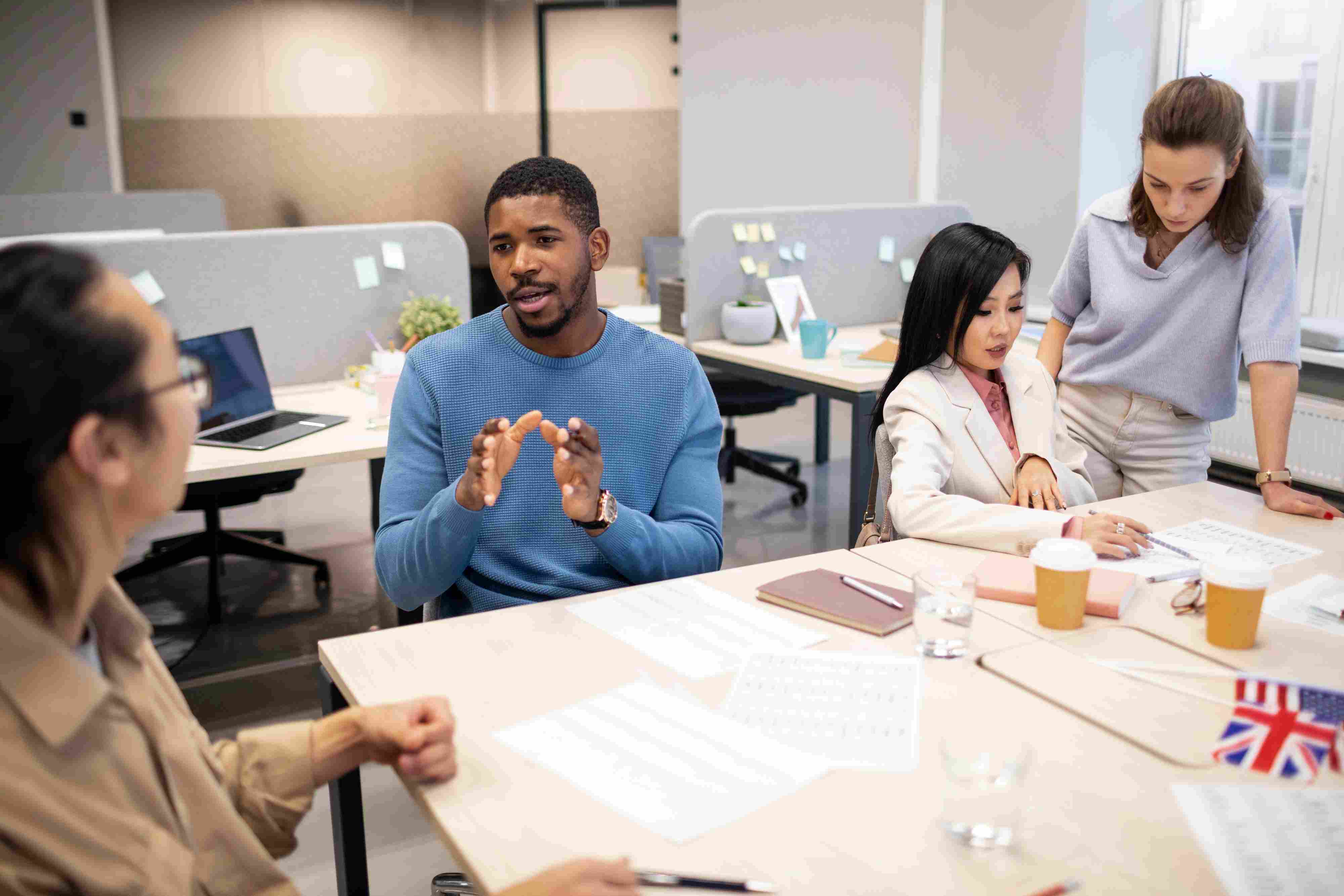 How Can Students Stay Organised During the UK University Application Process?